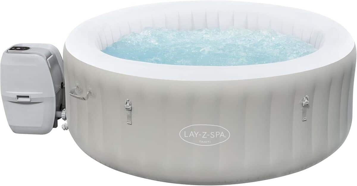 Test du spa gonflable Bestway Lay-Z-Spa Tahiti Airjet™ : relaxation à domicile