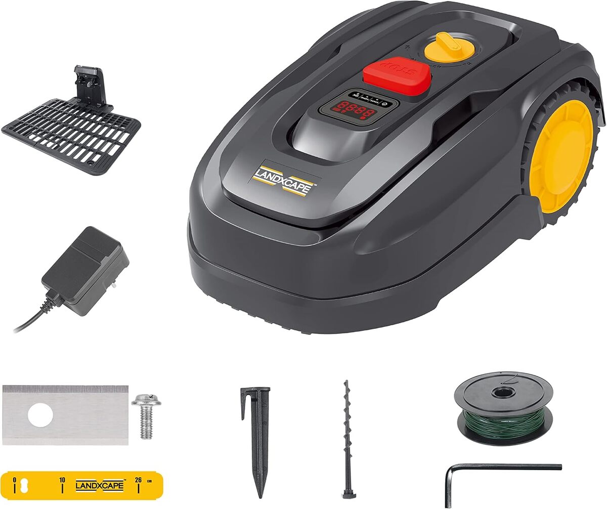 Test de la tondeuse robot Landxcape LX796 : mulching efficace pour 400m²
