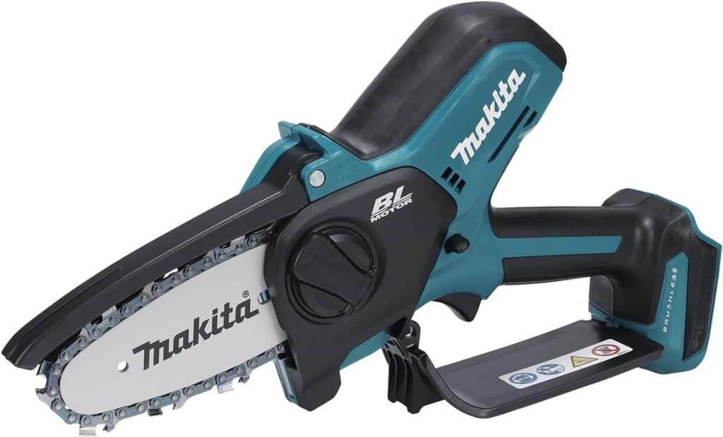 Test de la tronçonneuse Makita DUC101Z 18V LXT