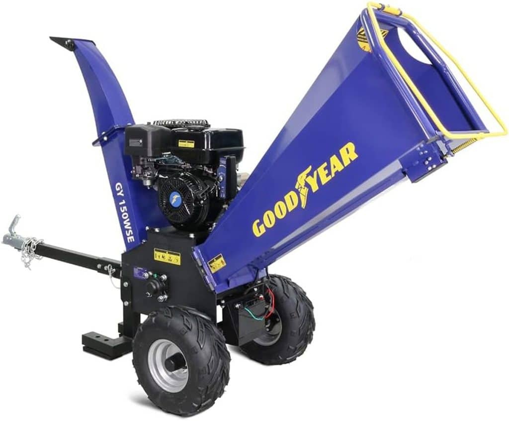 Test du broyeur thermique Goodyear 15CV : branches Ø12cm