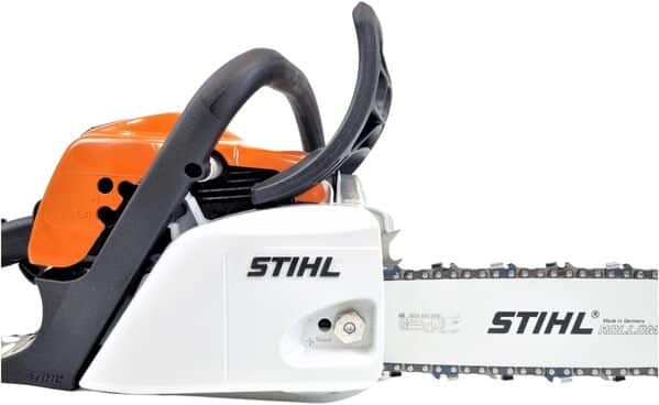 Scie à moteur STIHL - Moteur MS 211 - Longueur de coupe 35 cm - Chaînette de 1,3 mm, Alimenté au gaz