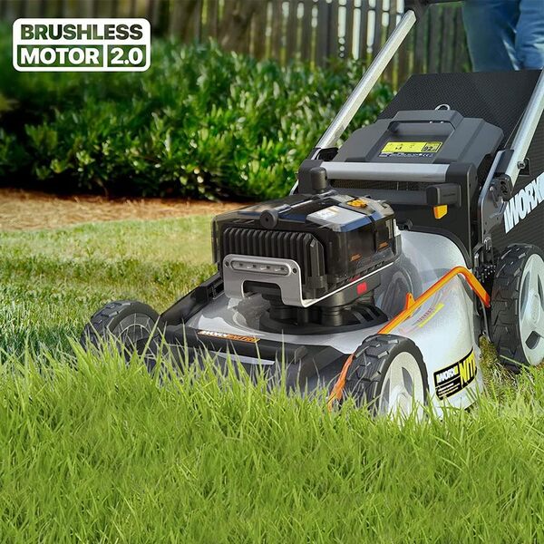 WORX Nitro Tondeuse à Gazon Brushless sans Fil 80V WG761E, jusqu'à 1000m² sur Une Charge diamètre de 51 cm, Sac de 70 L, Mulching, 7 Positions de Coupe, livrée avec 4 Batt 20V 4Ah, Chargeur Rapide