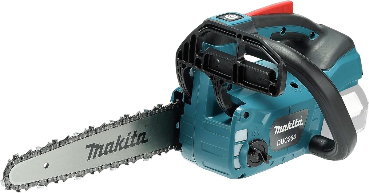 Test : makita DUC254CZ - scie à chaîne sans fil 18V pour élagage