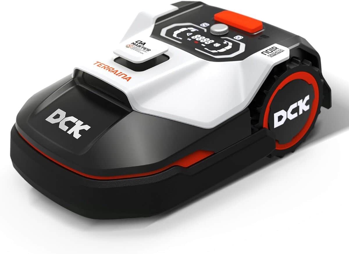 Test du robot tondeuse DCK KDRM107 : performance et technologie au rendez-vous
