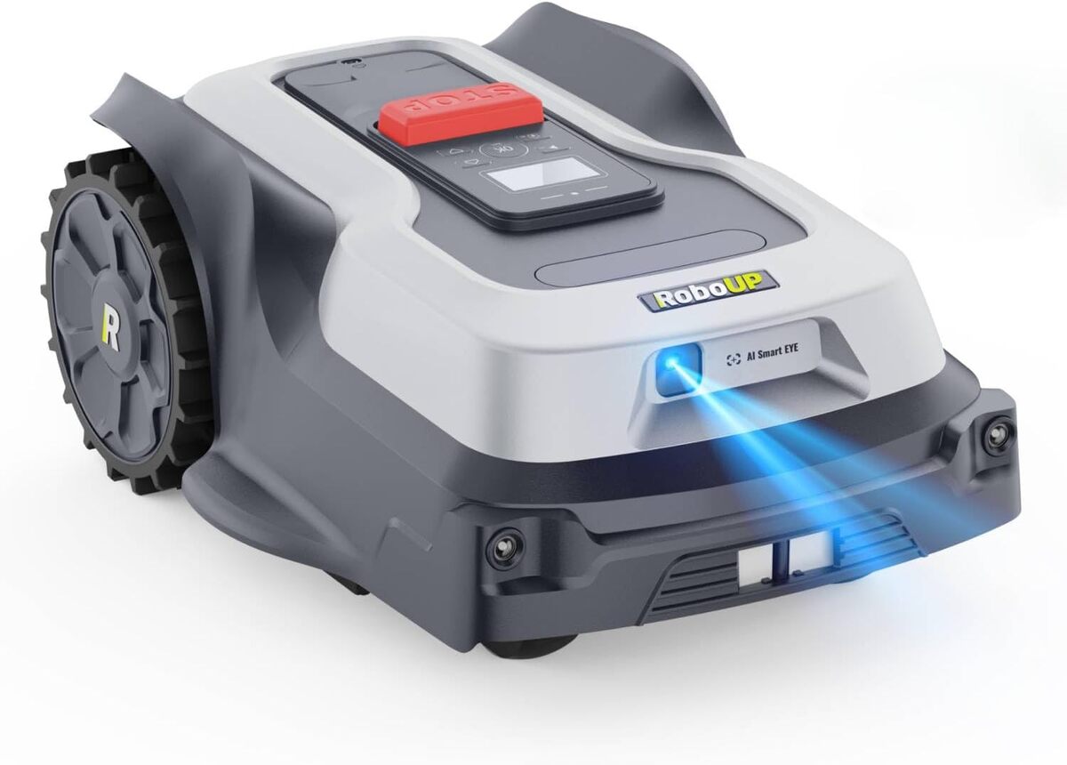 Test du robot tondeuse RoboUP T600 : tonte sans fil et détection en temps réel